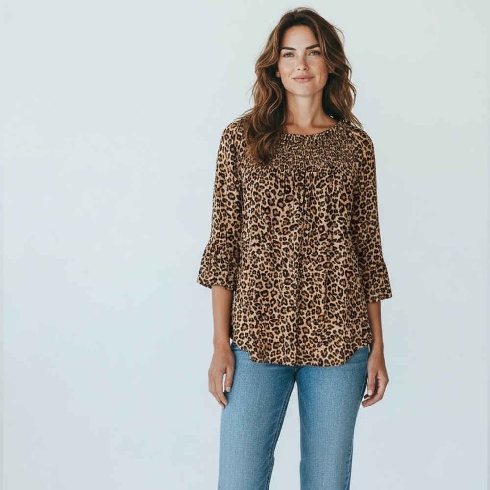 BeachLunchLounge Size Medium Cheeta